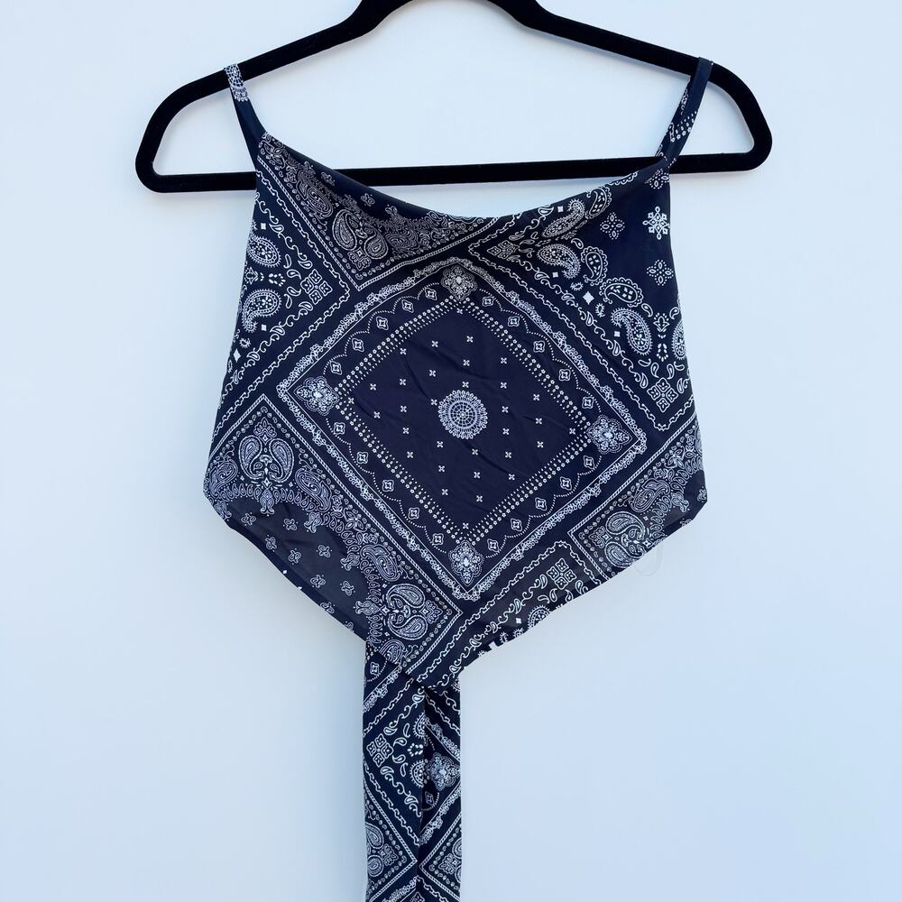 POL Black Paisley Bandana Tie Back Cropped Tank Size Small NWOT